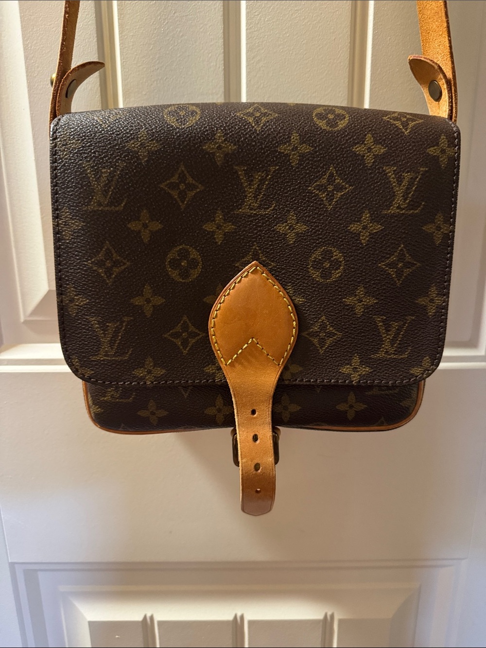 Louis Vuitton Vintage Monogram Cartouchiere MM 864 SL
